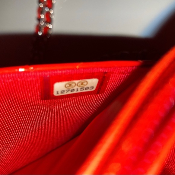 CHANEL Coral Red & Silver Patent Leather Reissue Wallet On Chain WOC - Picture 3 of 8